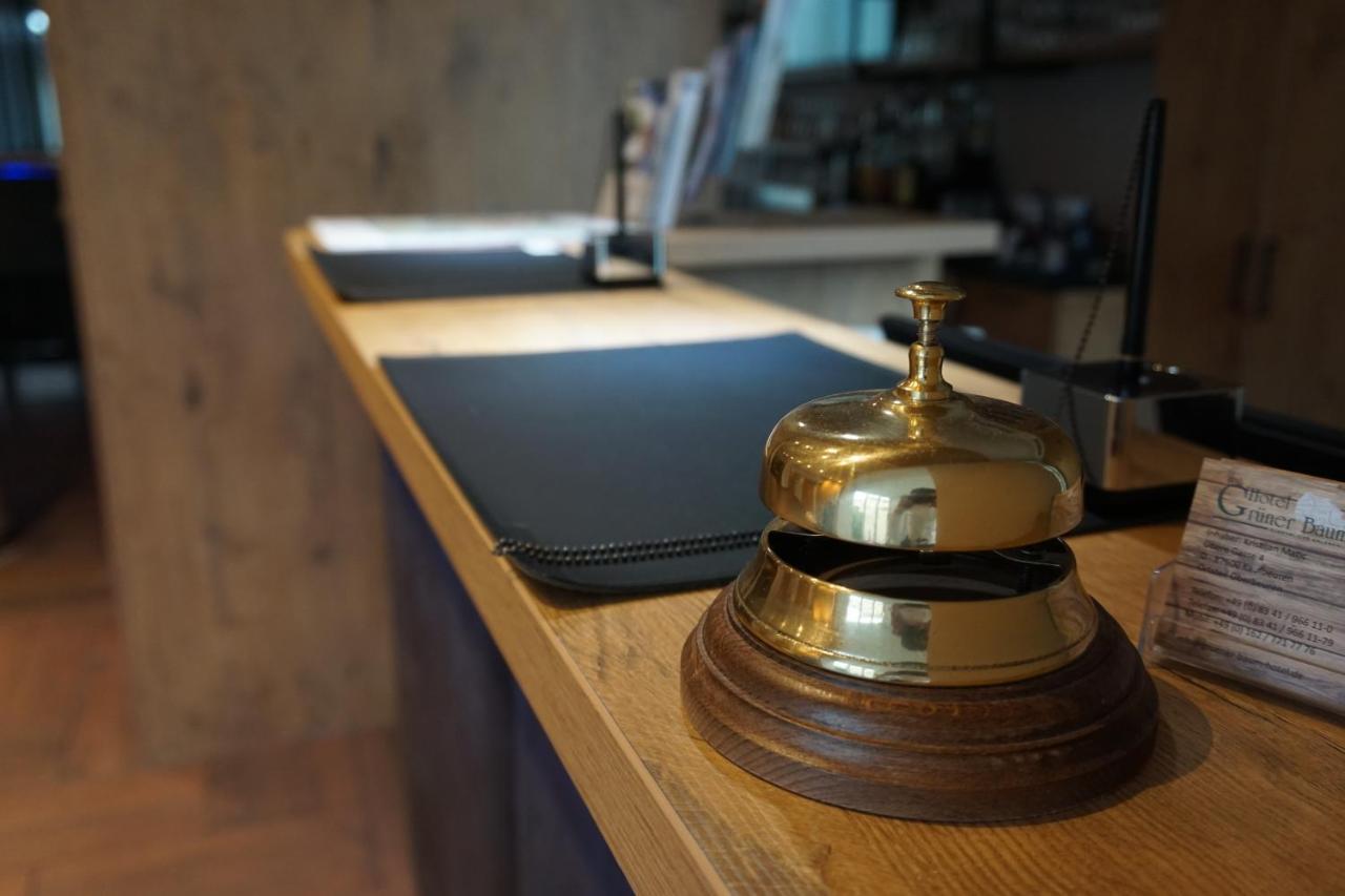 Hotel Gruener Baum Kaufbeuren Eksteriør billede
